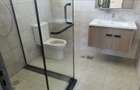 5 Bed House with En Suite at Garden Estate - 10