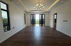 5 Bed Villa with En Suite in Lavington - 13