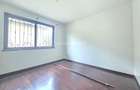 6 Bed Townhouse with En Suite in Lavington - 8