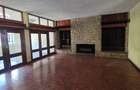 4 Bed House with En Suite in Lavington - 10