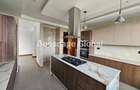 4 Bed Apartment with En Suite in Riverside - 16