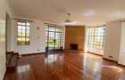 5 Bed Townhouse with En Suite at Lavington Green - 4