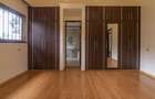 4 Bed House with En Suite in Runda - 12
