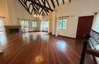 5 Bed Villa at Rosslyn - 12