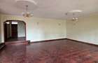 4 Bed Townhouse with En Suite at Lavington Green - 10