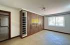 5 Bed Townhouse in Rosslyn - 16