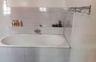 3 Bed Villa with En Suite at Burguret - 11