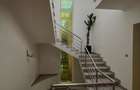 4 Bed Townhouse with En Suite at Riverside Drive - 13