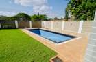 5 Bed Villa with En Suite at 2026-377 - 16