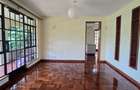 4 Bed Townhouse with En Suite in Runda - 11