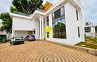 5 Bed House with En Suite in Kyuna - 3