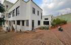 4 Bed Townhouse with En Suite in Runda - 1
