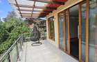 4 Bed Townhouse with En Suite at Lavington - 19