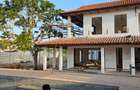 3 Bed Townhouse with En Suite at Diani - 15