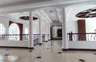 6 Bed House with En Suite in Nyari - 19