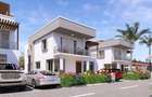 5 Bed Villa with En Suite at Bustani Close - 12