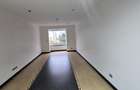 3 Bed Apartment with En Suite at Riverside Drive - 9