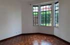 6 Bed House with En Suite in Kyuna - 2