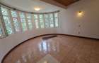 5 Bed Townhouse with Staff Quarters in Rosslyn - 15