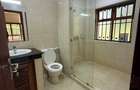 5 Bed Villa with Swimming Pool in Runda - 8