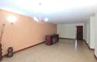 3 Bed Apartment with En Suite at Riverside Drive - 17