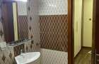 Serviced 4 Bed Apartment with En Suite at Hurlinghurm - 17