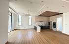 5 Bed Townhouse with En Suite in Lavington - 11