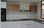4 Bed Apartment with En Suite at Hatheru Road - 13