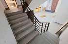 4 Bed Townhouse with En Suite at Coca-Cola - 3