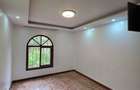4 Bed Townhouse with En Suite at Lavington-Valley Arcade - 15
