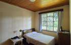 4 Bed House with En Suite in Nyari - 12