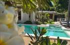 3 Bed Townhouse with En Suite at Greenwood Drive - 2