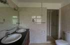 6 Bed House with En Suite in Runda - 10