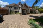 5 Bed House with En Suite in Runda - 1