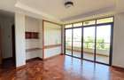4 Bed Apartment with En Suite at Riverside Drive - 13