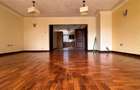 1 Bed Apartment with En Suite at Statehouse - 8