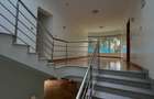 4 Bed Townhouse with En Suite at Riverside Drive - 12