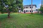 4 Bed House with En Suite at Hs99 - 13