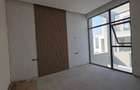 6 Bed Townhouse with En Suite in Lavington - 4
