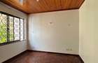 5 Bed Townhouse with En Suite in Kilimani - 11