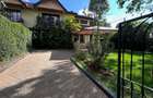 4 Bed Townhouse with En Suite in Lavington - 2