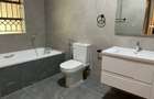 5 Bed House with En Suite in Runda - 8