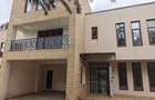 5 Bed Townhouse with En Suite in Lavington - 3