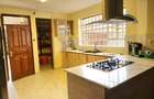 5 Bed House with En Suite in Runda - 2