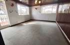 6 Bed House with En Suite in Garden Estate - 19