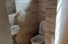 4 Bed House with En Suite in Donholm - 9