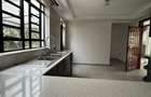 5 Bed Townhouse at Near Galleria Mall - 7