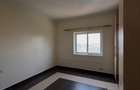 2 Bed Apartment with En Suite at Hatheru Road - 6