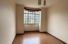 3 Bed Apartment with Swimming Pool in Riverside - 5