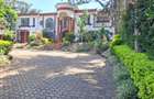 5 Bed House with En Suite in Nyari - 20